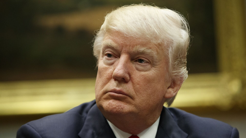 ФБР вернет Трампу секретные документы, пишут СМИ