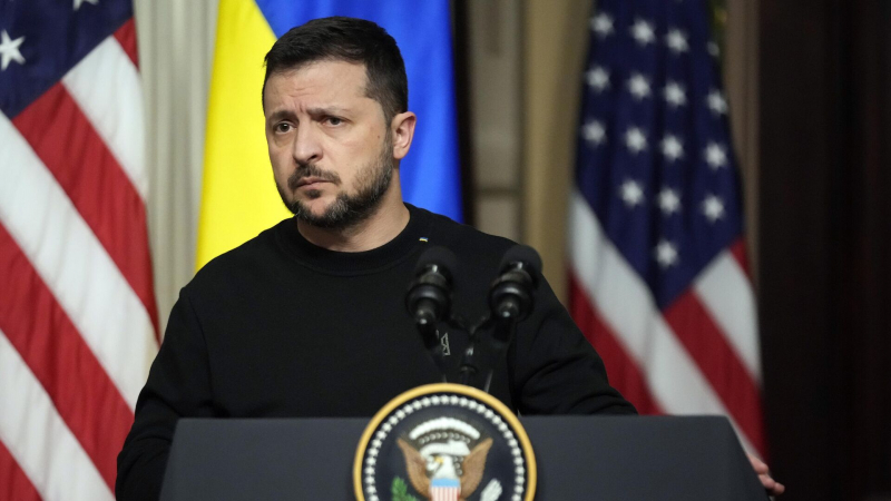 Трамп не будет вести переговоры с Зеленским, заявил Азаров